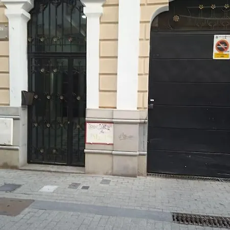 Centrico Con Terraza Y Parking *